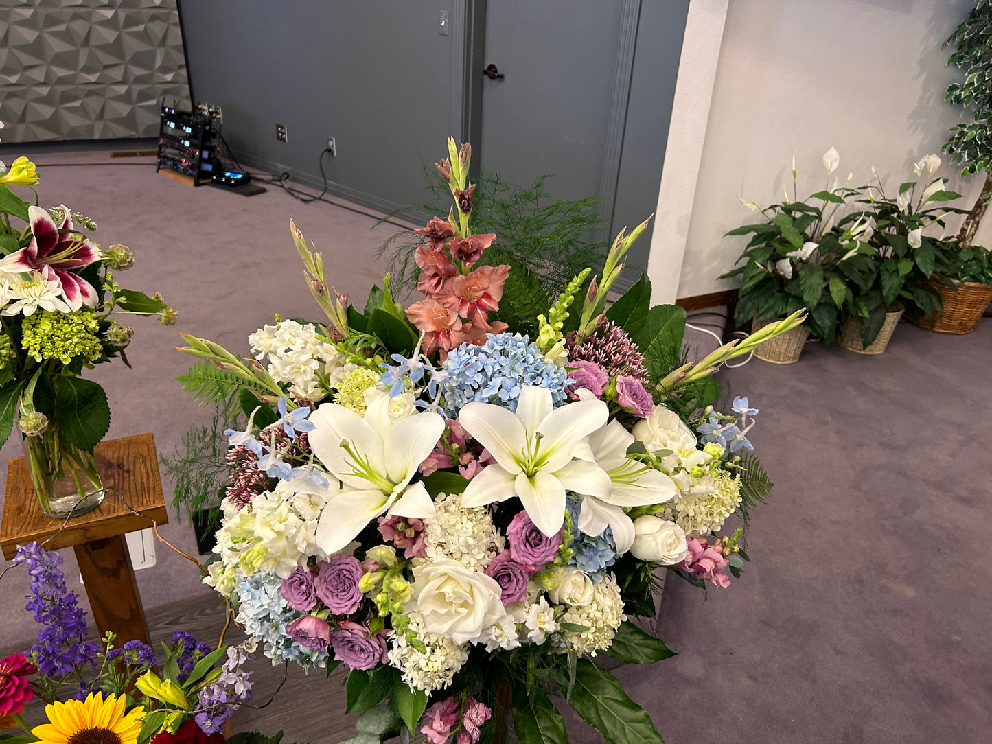 Large Rose & Lily Bouquet – Funeral, Sympathy & Celebration of Life