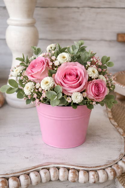 Galentine’s Flowers for Friends — Valentine’s Pink Bucket Bouquet 💝