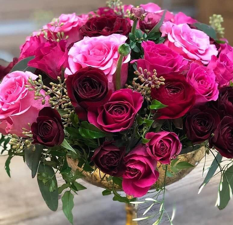 # 7b.  Valentine's Day Arrangement - Mixed Roses & Flowers in a Basket